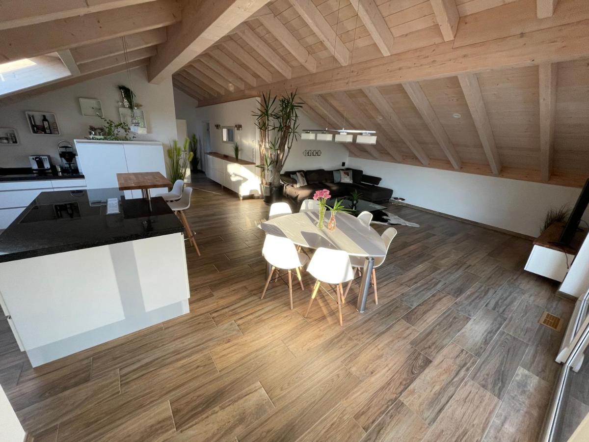 Lichtdurchflutete Wohnung Mit Grosser Dachterrasse Bruckmühl Exterior foto